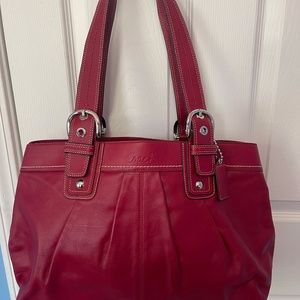 Coach Soho Pleated Large Leather Tote Bag (Red). G1060-F13733